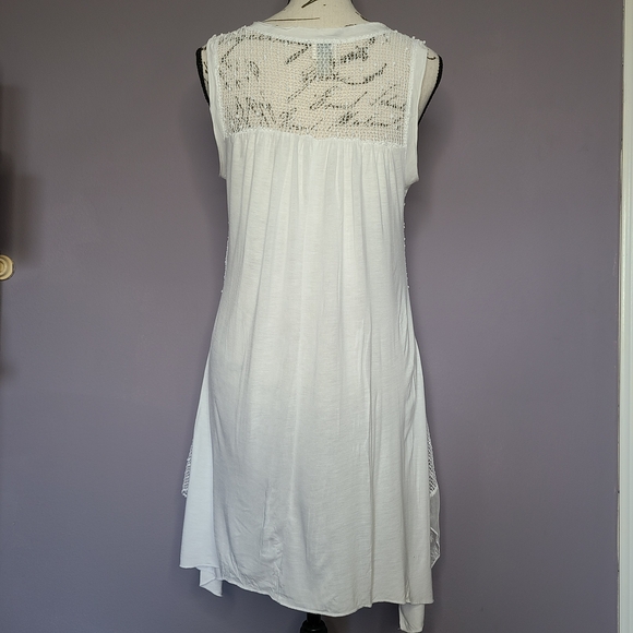 Cupio White High Low Dress with Lace And Sheer Detail - Picture 4 of 10